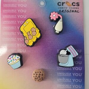 Crocs Jibbitz Charms Baker 5 Pack Original  Food Cookie Cupcake Mixer